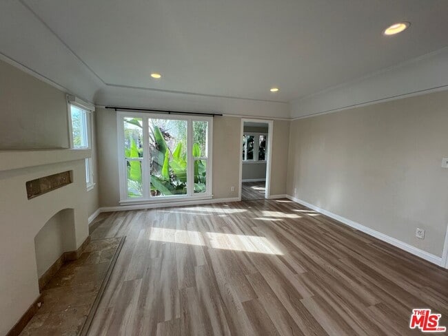 Building Photo - 1282 S Highland Ave