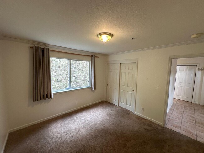 Building Photo - 25060 Soquel San Jose Rd