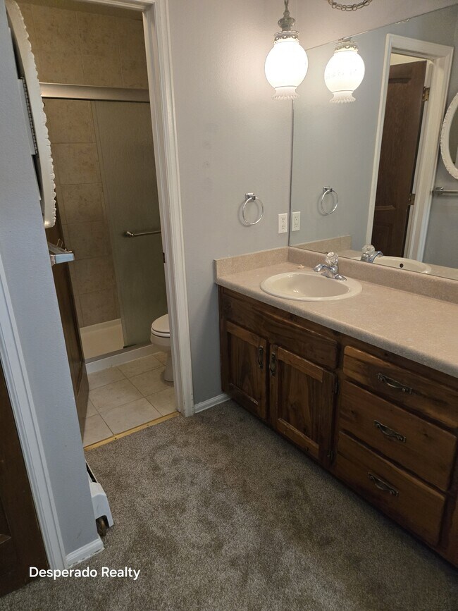 Building Photo - 1841 Kedron Cir
