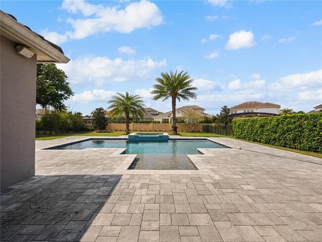 Building Photo - 1115 Estancia Wds Lp