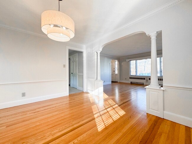 Building Photo - 40 Walter St