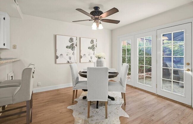 Building Photo - Cozy 3BD/2.5BA Single-Family Home Minutes from Downtown Pleasanton