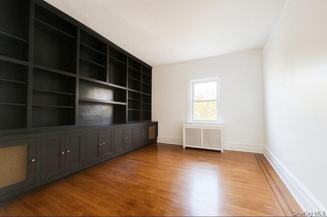 Building Photo - 194 Summit Ave