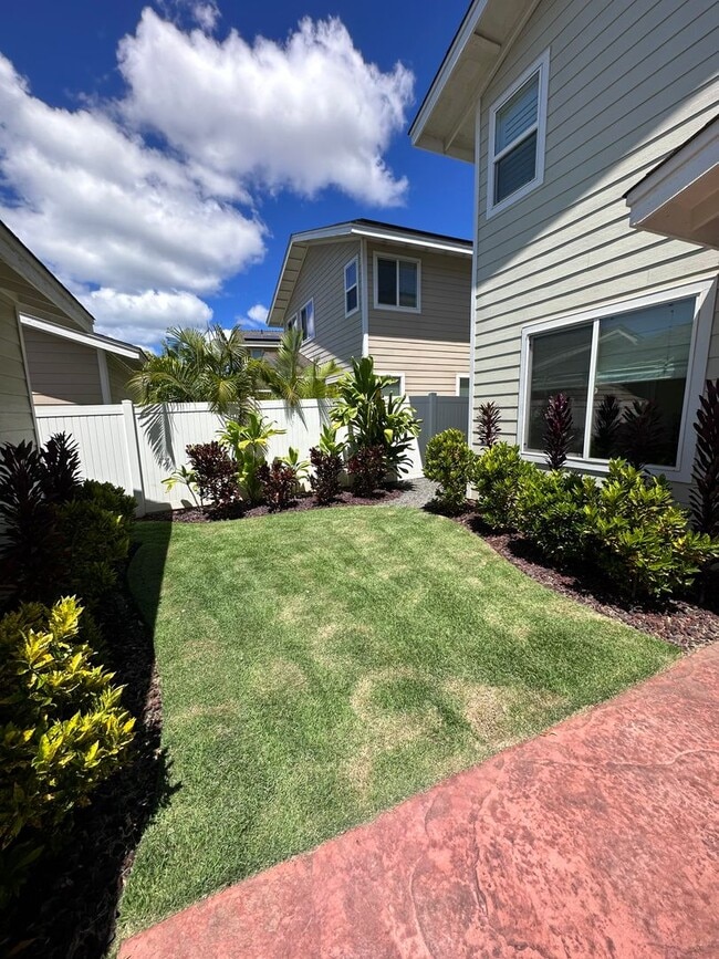 Building Photo - Kuapapa At Hoakalei Remodeled & upgraded 4 bed 3 bath with 2 car garage and Central AC