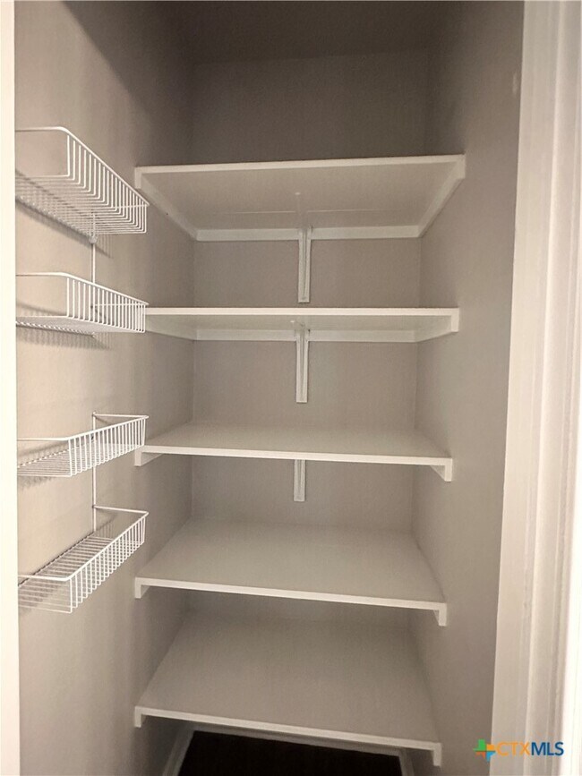 Building Photo - 417 Capistrano Dr