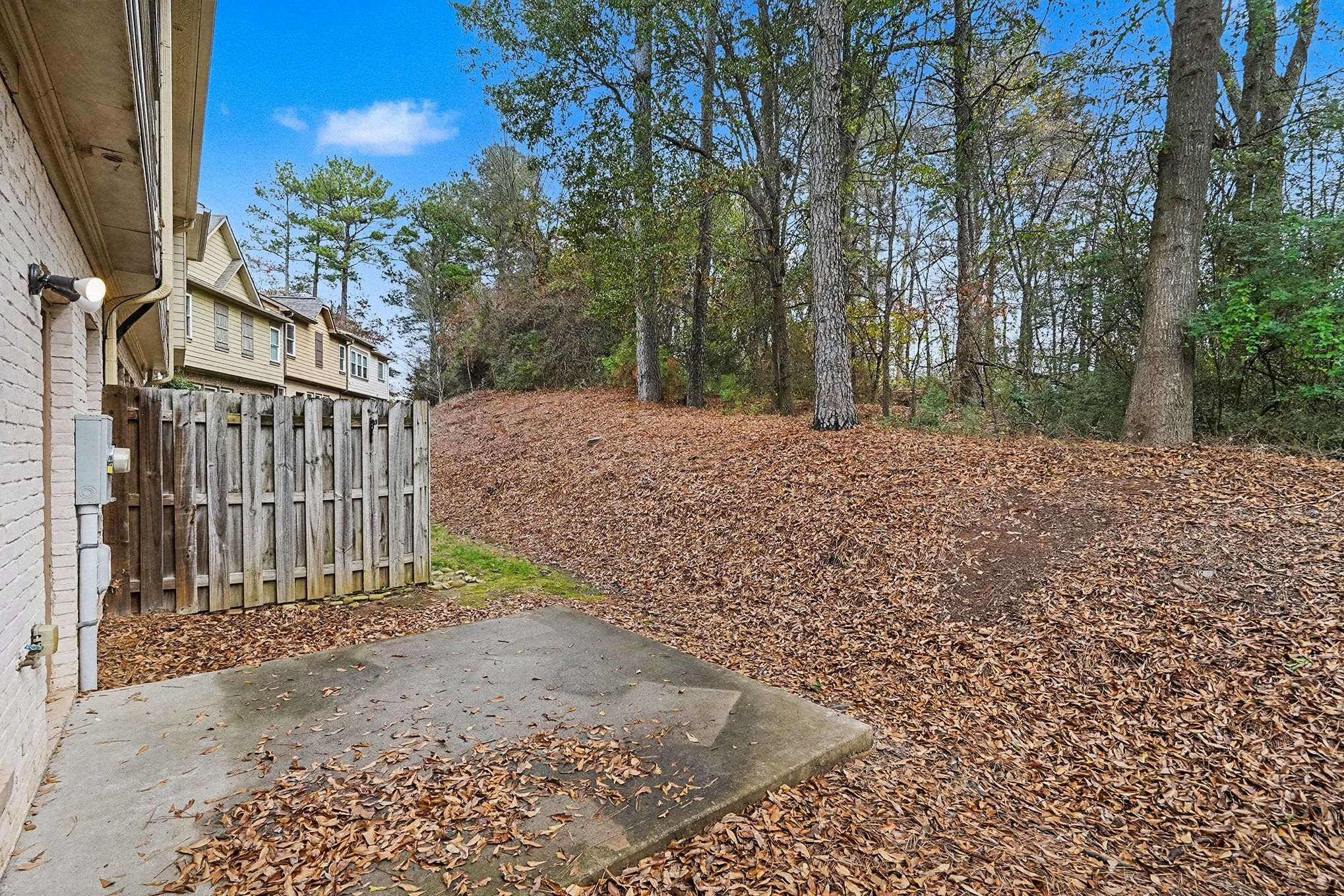 Building Photo - 1645 Caswell Pky