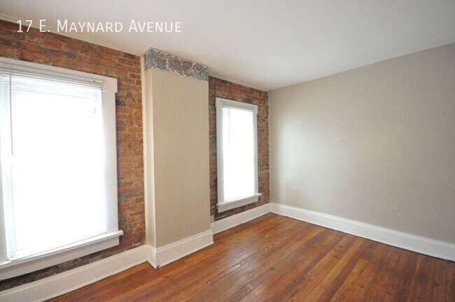 Building Photo - 17 E Maynard Ave