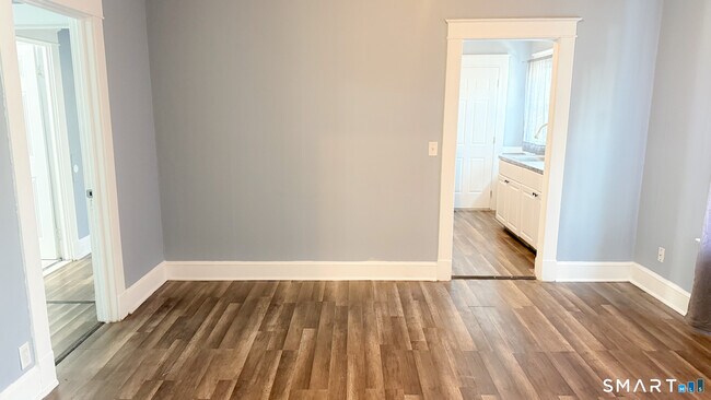 Building Photo - 45 Prospect St