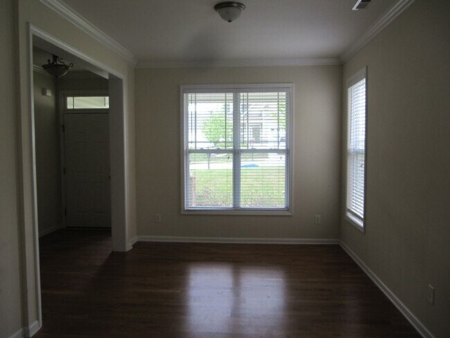 Building Photo - COMING SOON!!! One Month Free Rent ! Discover your new haven! This home offers a perfect blend of...