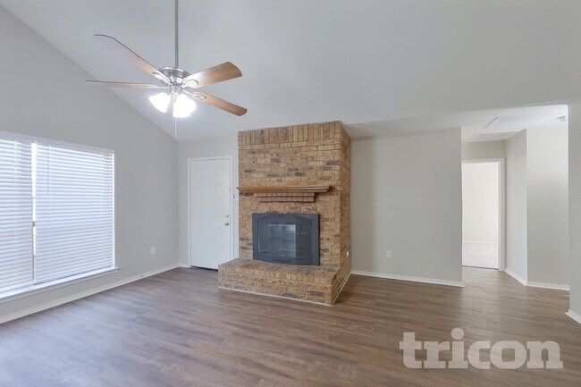 Building Photo - 3521 Kirby Creek Dr