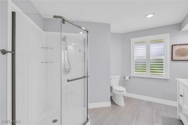 Building Photo - 2649 Longboat Dr