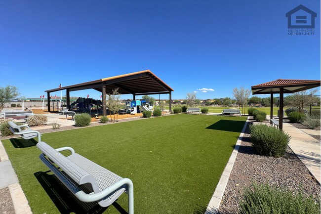 Building Photo - 18236 Avenida del Sol W