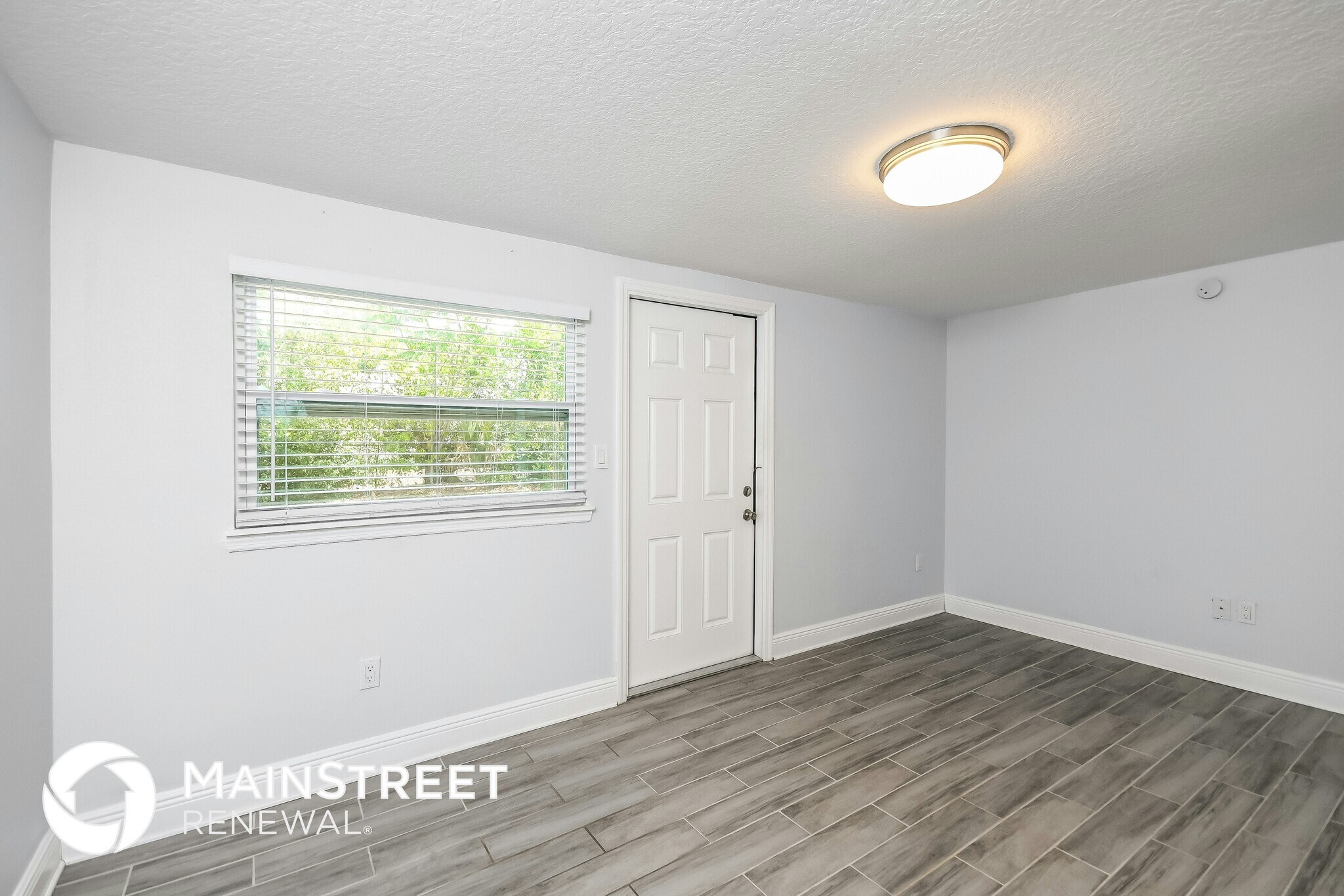 Building Photo - 1404 Peruvian Ln