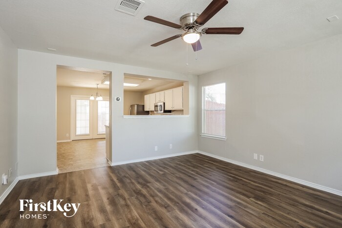 Building Photo - 8131 Sandbar Point