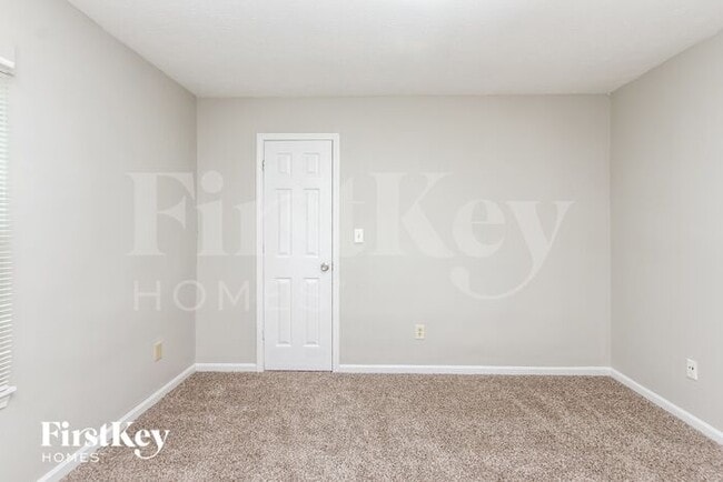 Building Photo - 536 Garden Grace Dr
