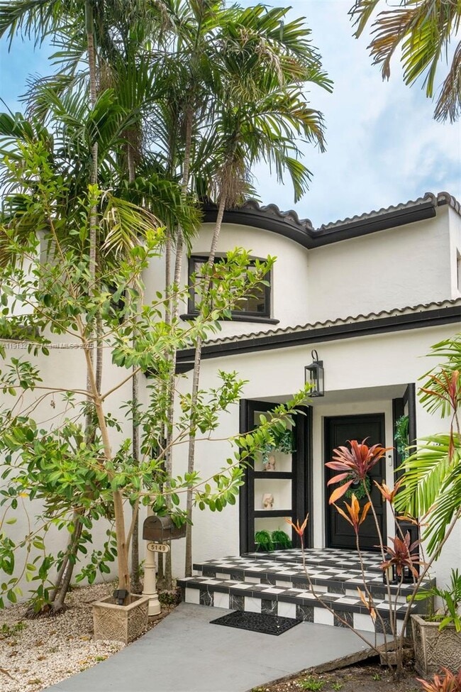 Building Photo - 5149 Alton Rd