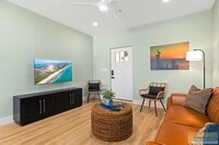 Building Photo - 111 W Sunny Isle Dr
