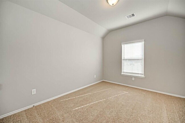 Building Photo - 1535 Munson Valley Rd