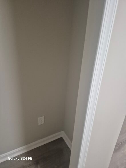 Building Photo - 7428 Quail Ridge Ln