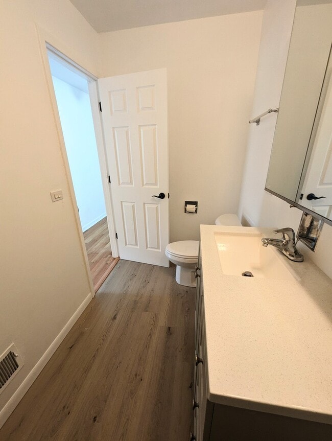 Building Photo - 8557 N National Ave