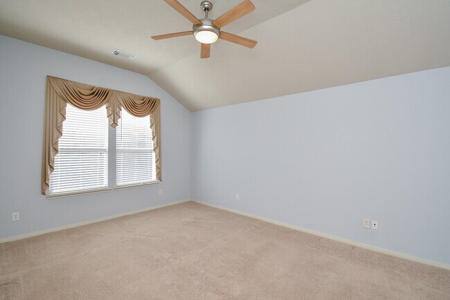 Building Photo - 3807 Belmont Turn