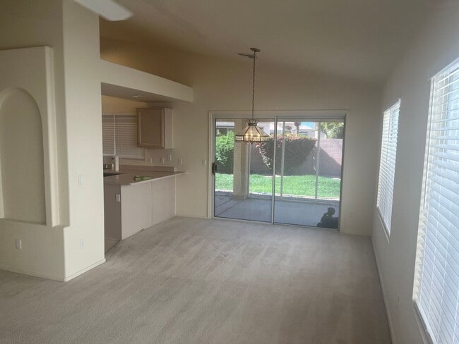 Building Photo - 55+ 2 Bed 2 bath home!