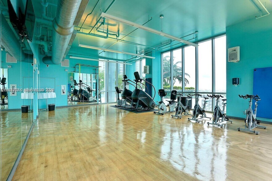 Building Photo - 888 Biscayne Blvd