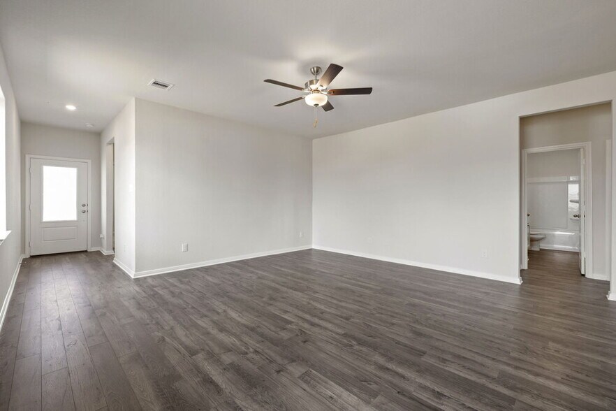 Building Photo - 7506 Tipton Meadow Way