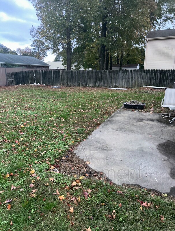 Building Photo - 1373 Coral Pl