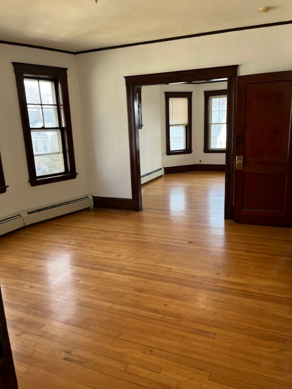 Building Photo - 30 Fountain St