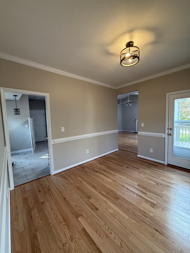 formal dining room - 110 Sudbury Ln