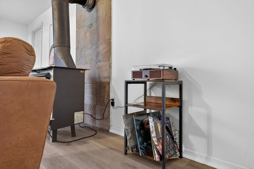 Building Photo - 444 Rosedale Terrace