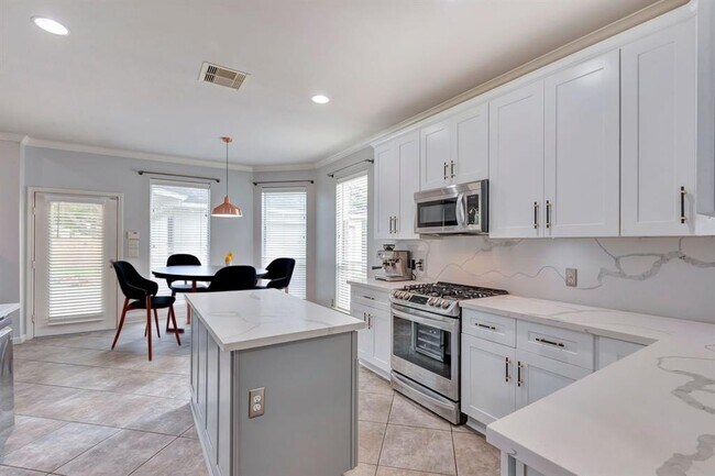 Building Photo - 4526 Ambrosia Springs Ln