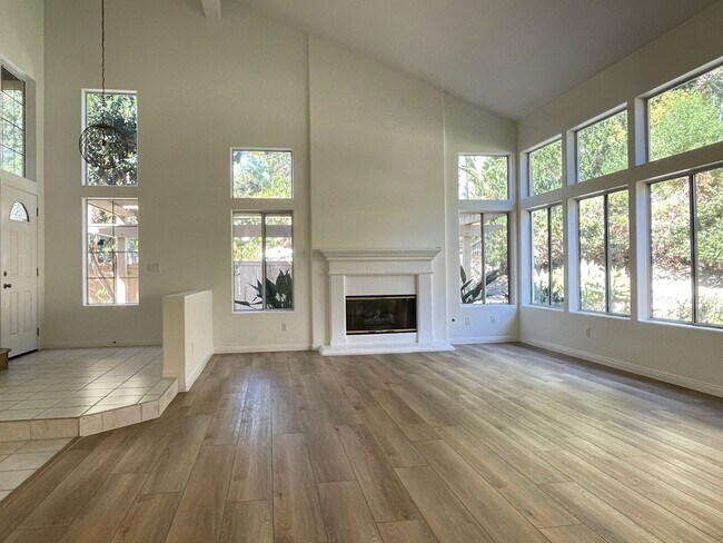 Building Photo - 1780 Blackbird Cir