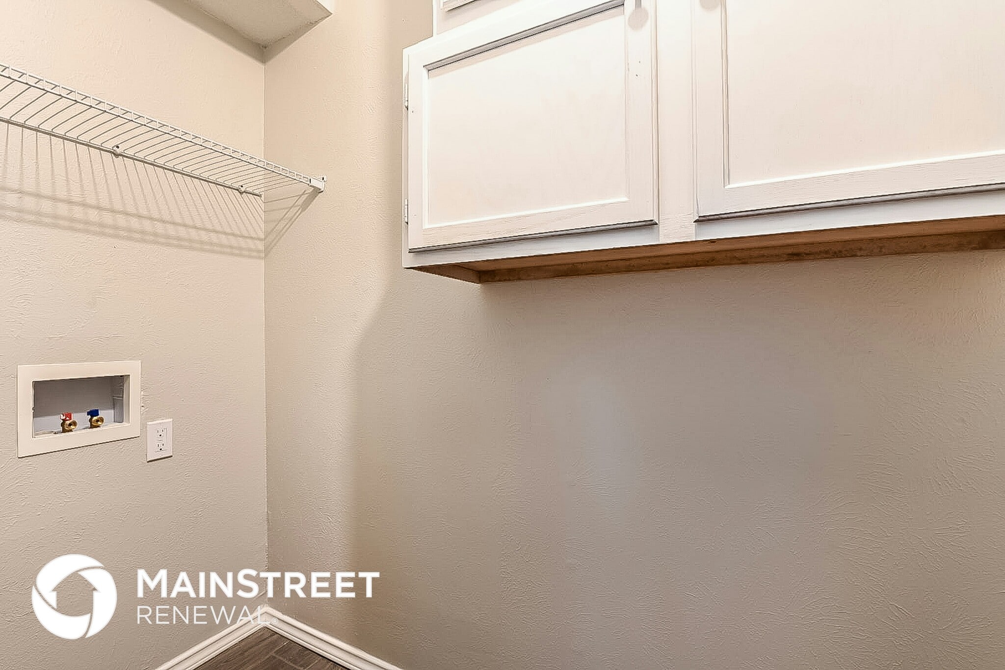 Building Photo - 103 Meadow Dr