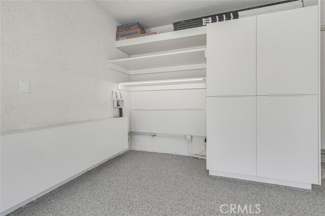 Building Photo - 372 Locust St