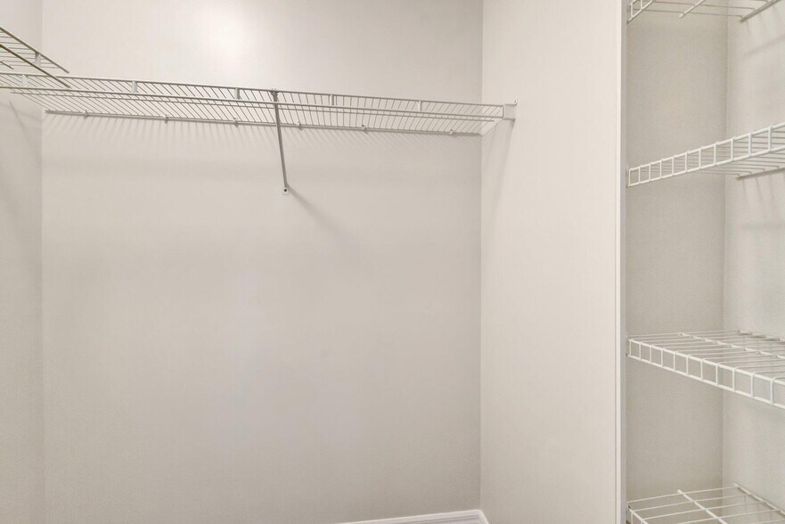Building Photo - 1713 Arezzo Cir