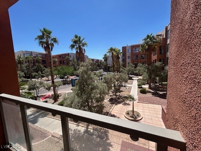 Building Photo - 19 E Agate Ave