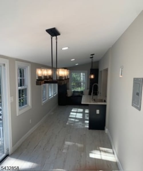 Building Photo - 6 Standish Ln