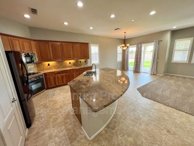 Building Photo - 34629 Sagebrush Ln