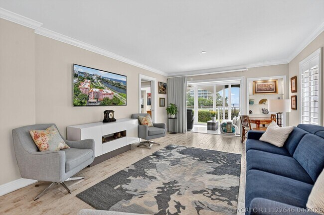 Building Photo - 1099 S Ocean Blvd
