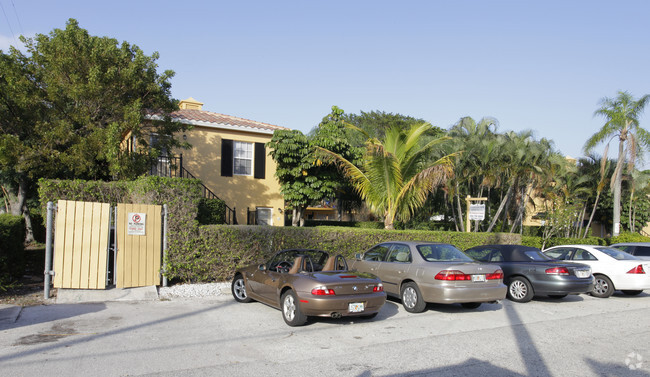 Building Photo - Harbour View Apartments