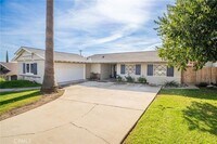Building Photo - 8749 Cll Quebrada