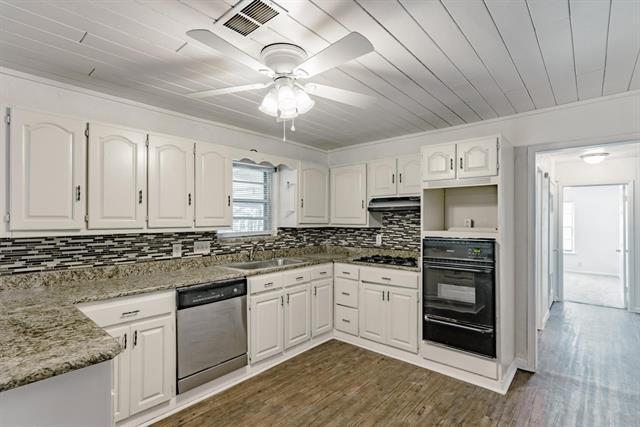 Building Photo - 5821 Circular Dr