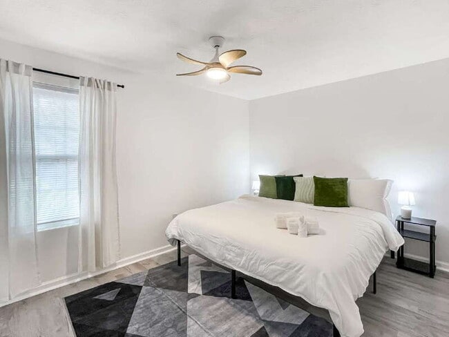 Building Photo - 1224 Crawford Way