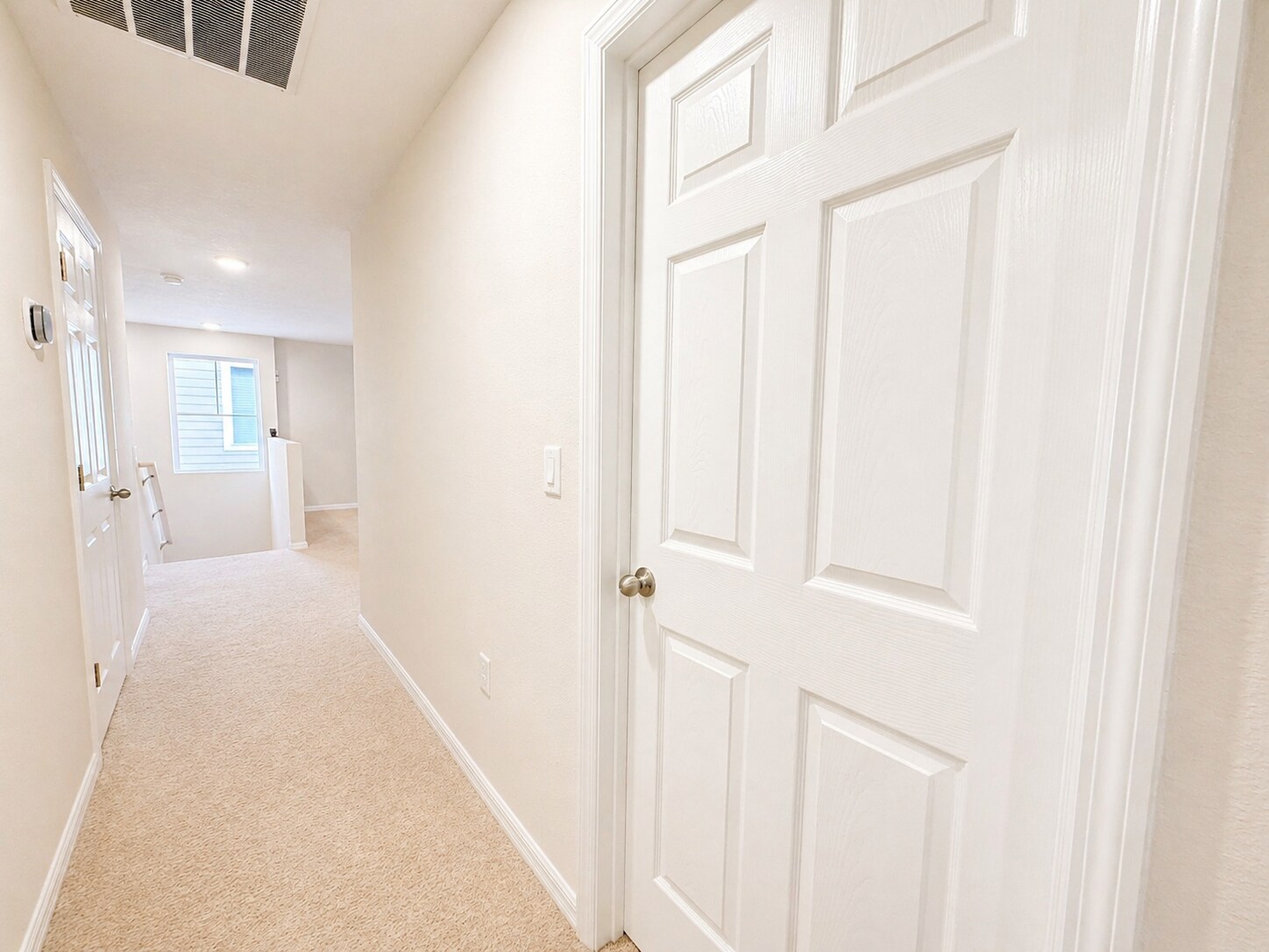 Building Photo - 1305 Current Pl