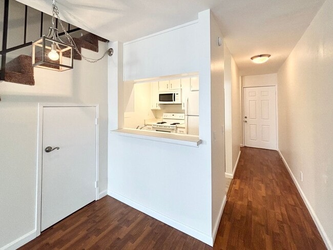 Building Photo - Surfside I | 2 Bedroom + 1.5 Bathroom with...