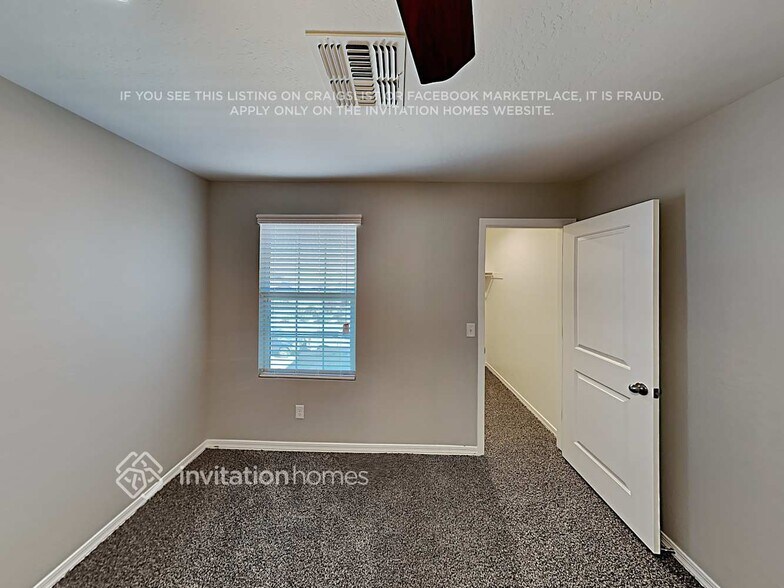 Building Photo - 395 W White Sands Dr