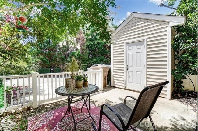 Building Photo - 4102 Christine Ln