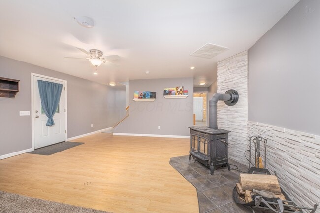Building Photo - 5635 Van Fossen Rd